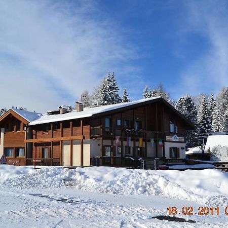 DOLOMITI appart&rooms Varena Buitenkant foto