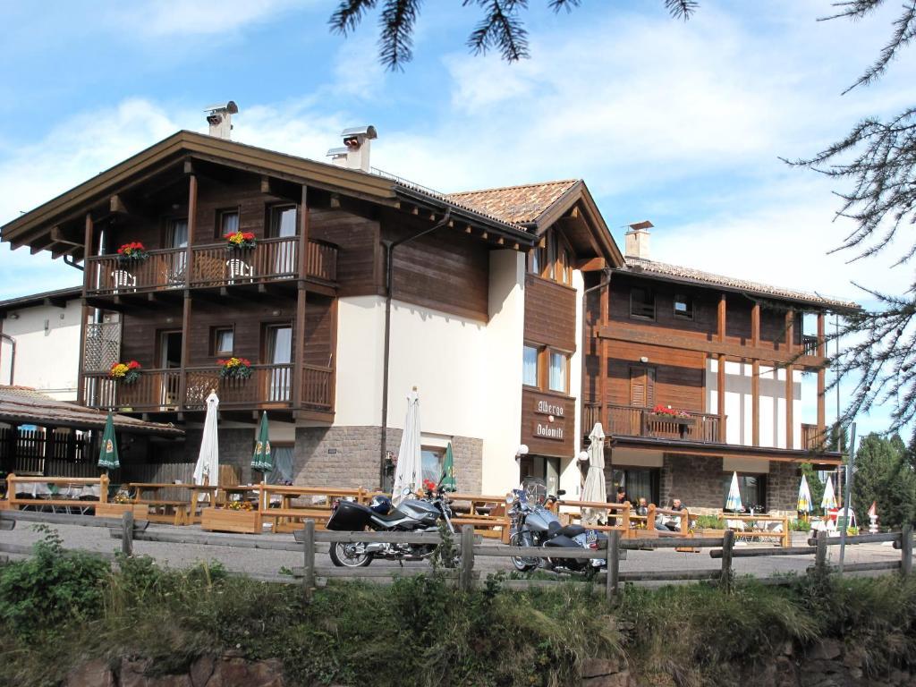 DOLOMITI appart&rooms Varena Buitenkant foto