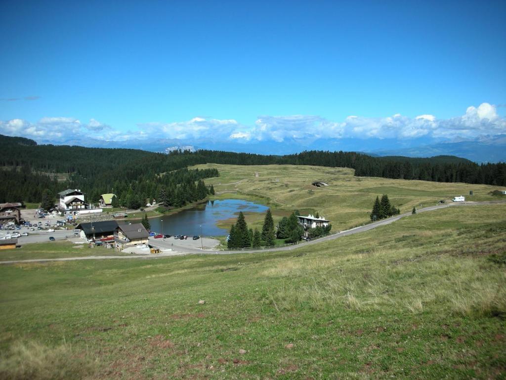 DOLOMITI appart&rooms Varena Buitenkant foto